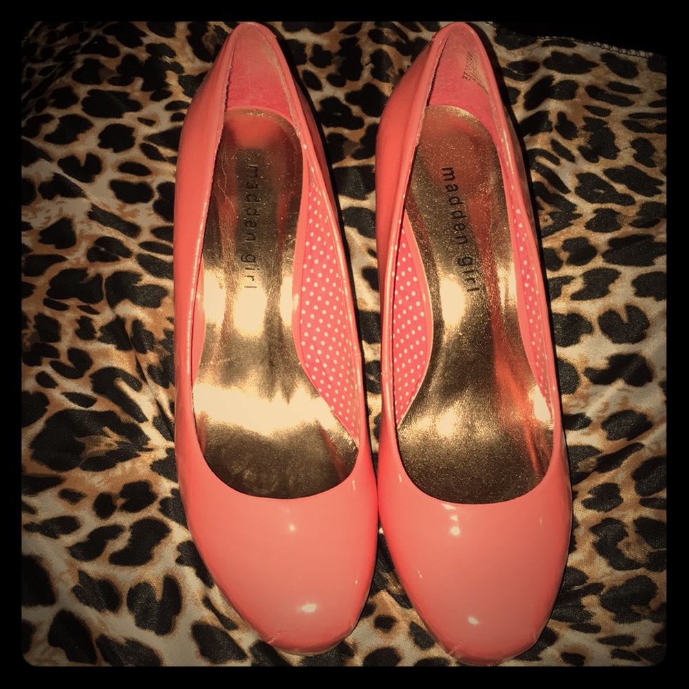 Madden girl pumps